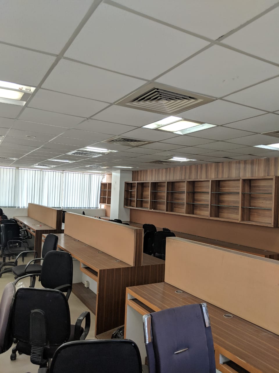 Pre-Leased Fully Furnished Office for Sale in Apollo Premier, Vijay Nagar  photo 3